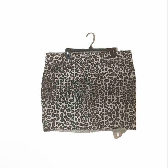 Good American Leopard Raw Hem Mini Skirt Size 18 | Curve-Hugging Statement Denim - Picture 14 of 14
